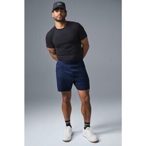 Alo Yoga 7” Conquer React Performance Gym Shorts Navy Men’s Small Activewear
